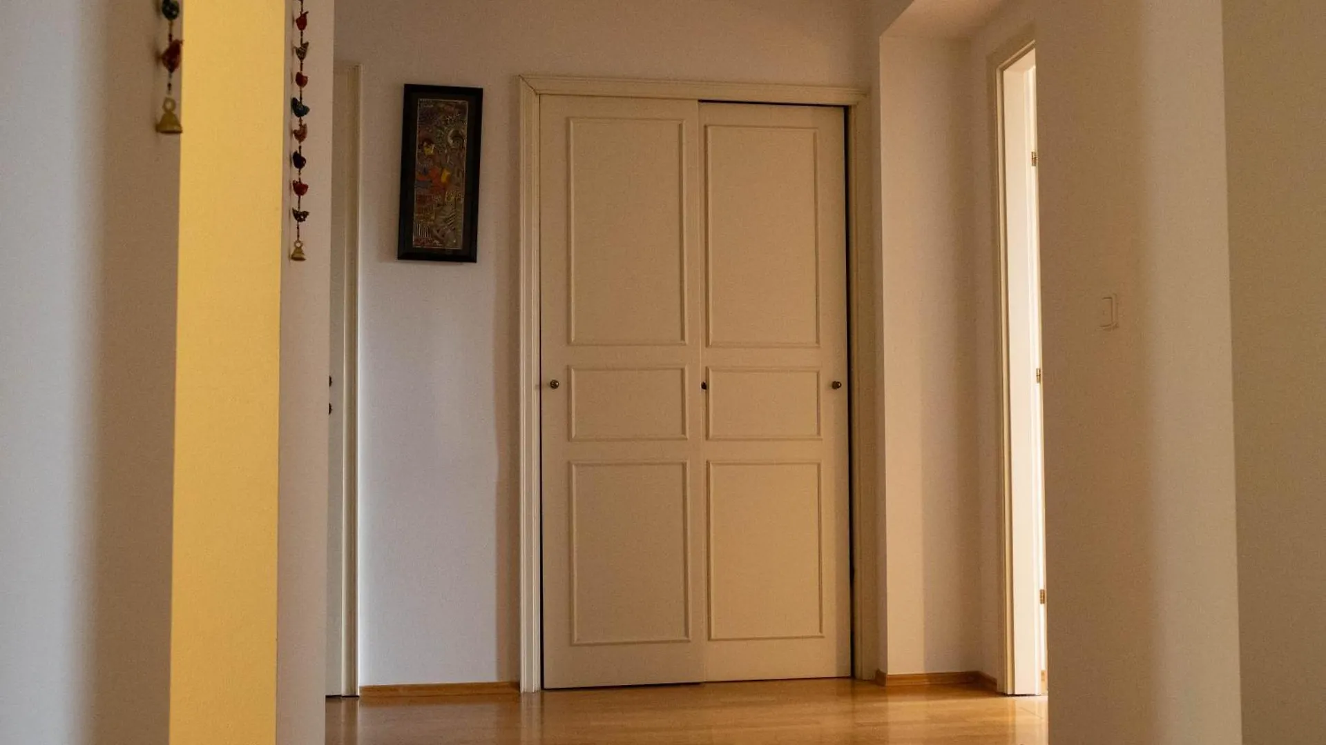 בית אירוח פראג Sunny Room By The River In A Shared Apartment